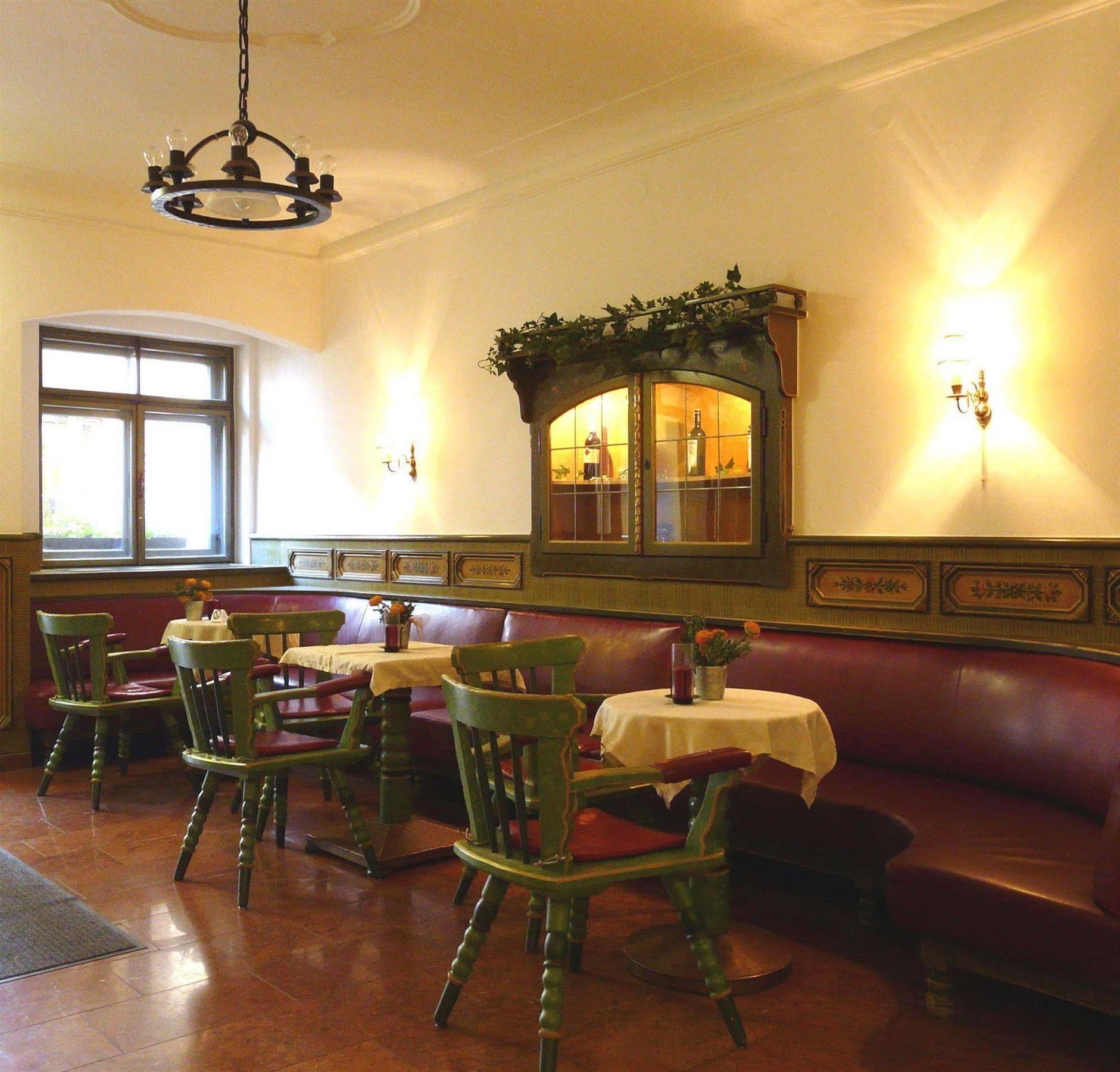 Schwarzes Roessl Hotel Salisburgo
